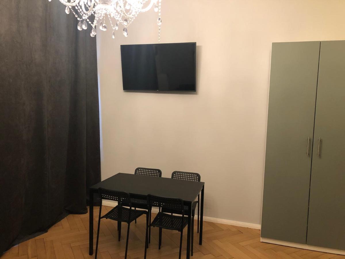 Wm- Touristik- Berlin Apartment Luaran gambar