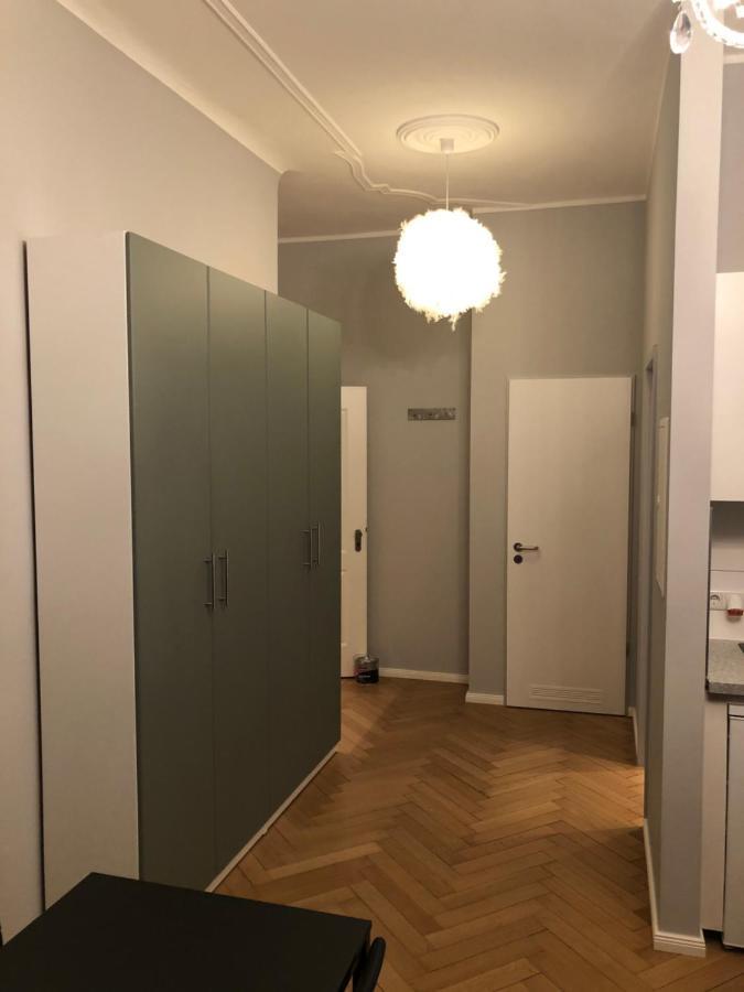 Wm- Touristik- Berlin Apartment Luaran gambar